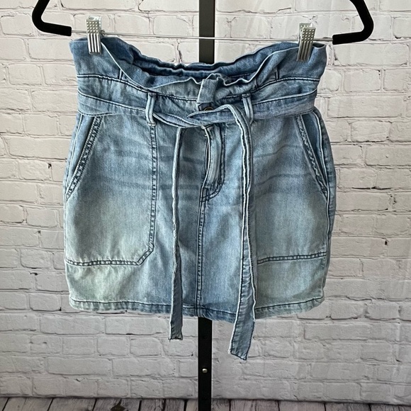 Free People Splendor In The Grass Denim Paper Bag Tie Waist Mini Skirt - Picture 3 of 6